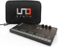 IK Multimedia UNO Synth szintetizátor hordtáska