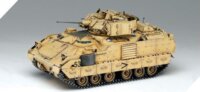 Academy M2A2 Bradley O.I.F. harckocsi műanyag modell (1:35)