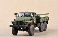 Trumpeter Russian Ural-4 320 teherautó műanyag modell (1:35)