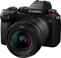 Panasonic Lumix S5 Digitális fényképezőgép + LUMIX S-R2060 KIT - Fekete