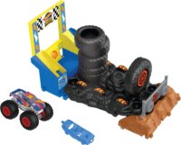 Mattel Hot Wheels Monster Trucks Race Ace"s Tire Smash Race Autópálya