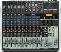 Behringer QX1832USB Keverő