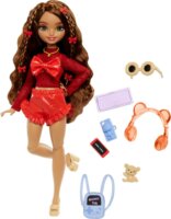 Mattel HYC23 Barbie Dream Besties Teresa baba kiegészítőkkel