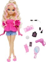 Mattel HYC21 Barbie Dream Besties Malibu baba kiegészítőkkel